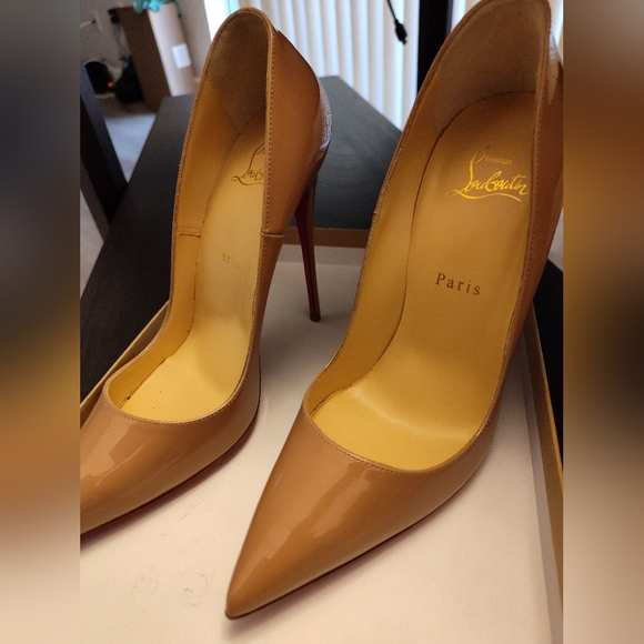Christian Louboutin Shoes - Louboutins